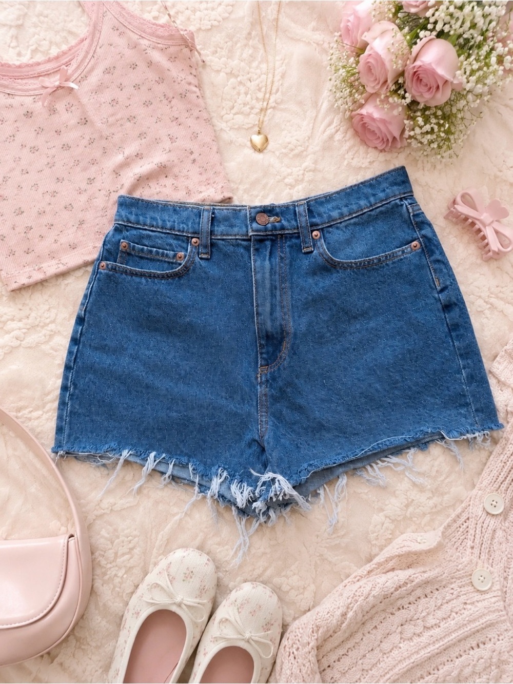 Classic High-Rise Frayed Hem Denim Shorts